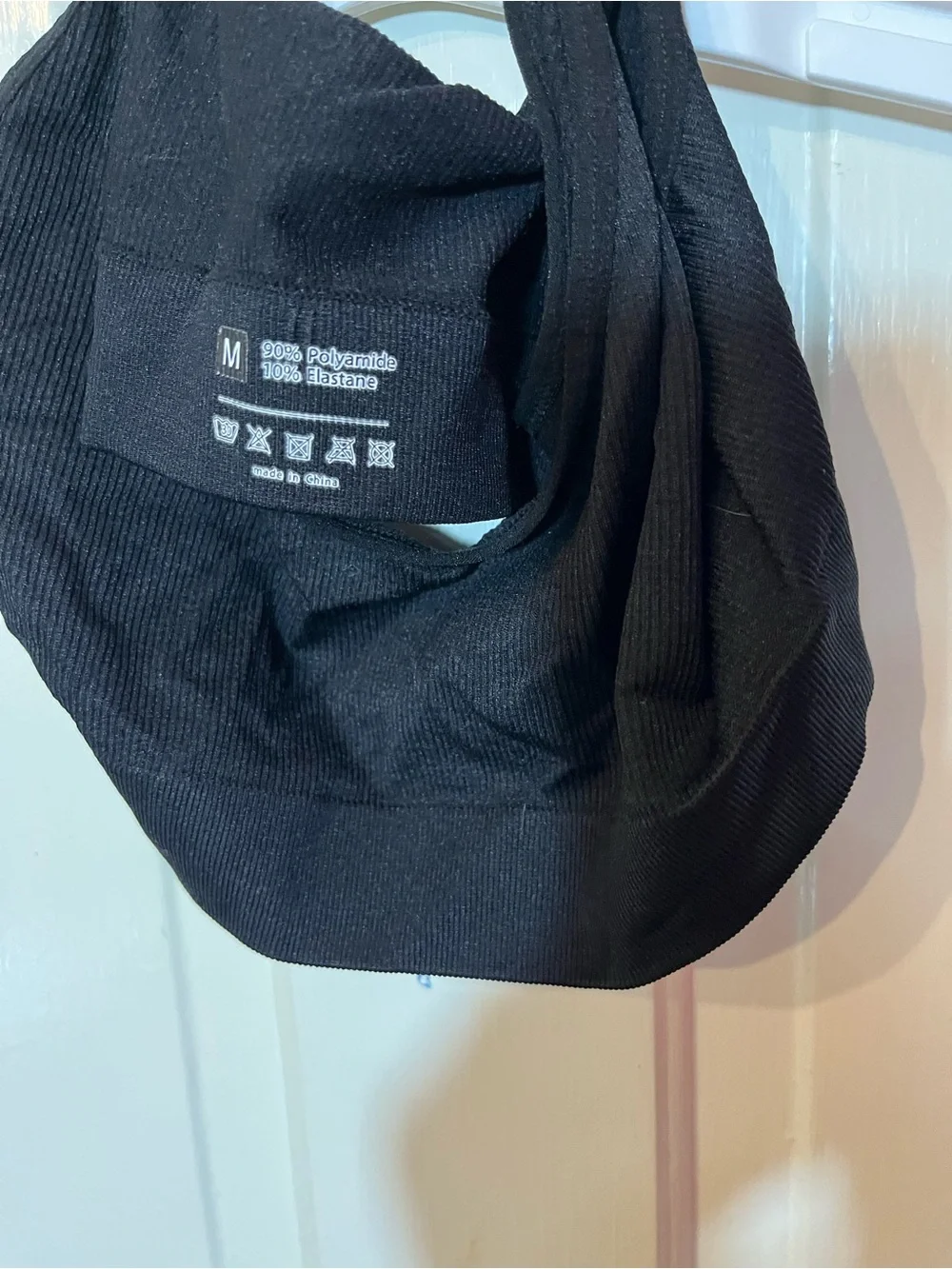 N/A comfortable black